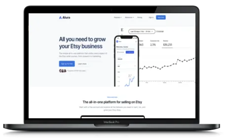 Alura website displayed on a Macbook